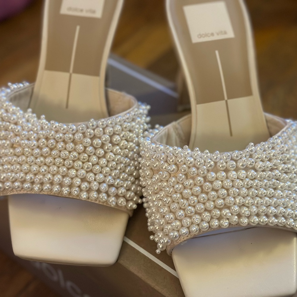 Nandy Imitation Pearl Slide Sandal (Women)